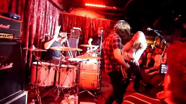The Answer 'Raise A Little Hell' 29.7.15 смотреть онлайн