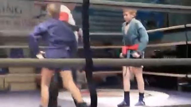 Я забрал серебренную медаль на соревнованиях поспортивному самбо! смотреть онлайн