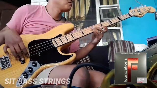 Fender American Deluxe Jazz Bass with SIT Foundation Bass strings смотреть онлайн