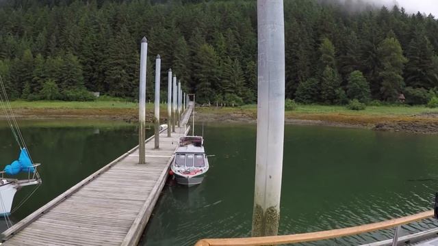 Characters and Icebergs - Aboard Sea Venture, our ocean going power boat, Sea Venture - EP 37 смотреть онлайн