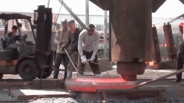 Старинный китайский кузнечный молот смотреть онлайн
