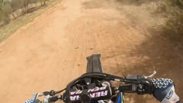 Мотокросс Чехов 06/05/2023 250сс 1 заезд. смотреть онлайн