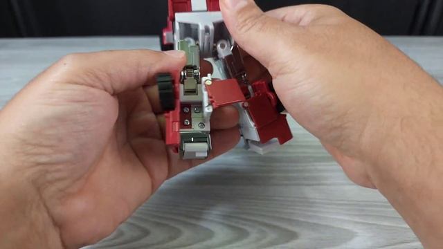 FansToys Swerve Transformation From Vehicle to Robot смотреть онлайн