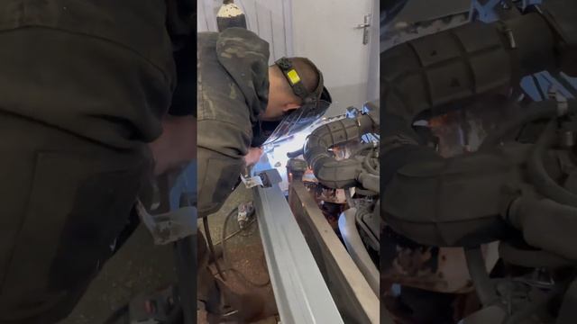 Замена морды на ниве #shots #lada #нива #ваз #ремонт #сварка