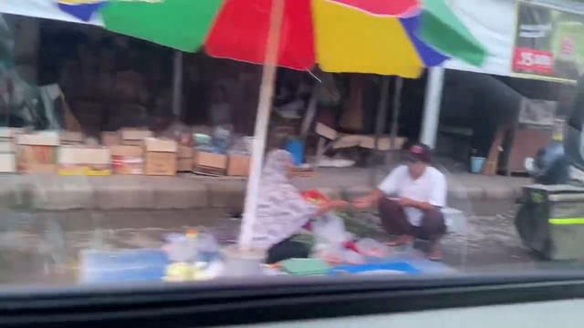 MEMBORONG TAPENYA MBAH SAMBIYAH смотреть онлайн