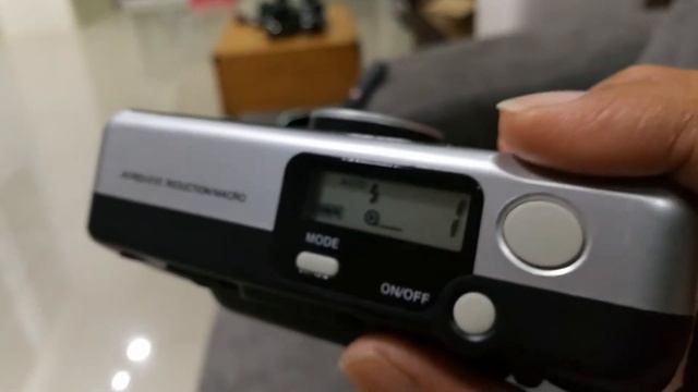Praktica P90 compact film camera смотреть онлайн