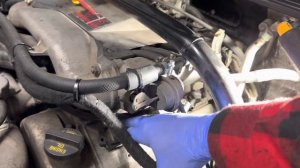 Spark plugs replacement. Suzuki Grand Vitara XL 7. Świece zapłonowe wymiana.