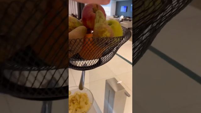 Как выглядит бизнес лаунж в аэропорту и как попасть туда бесплатно смотреть онлайн
