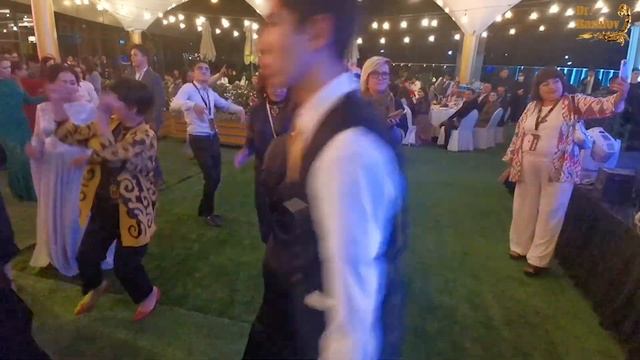 XV - Тошкент Халқаро кинофестиваль. Кинофестиваль махмонлари ва киноижодкорлар кечаси. 4-қисм. смотреть онлайн