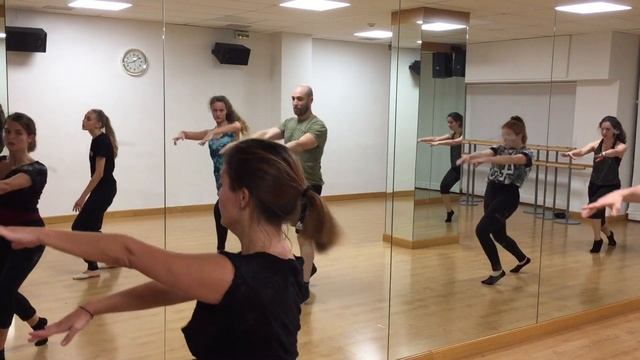 Moderno Contemporáneo Escuela de baile Le Bal | Pamplona смотреть онлайн