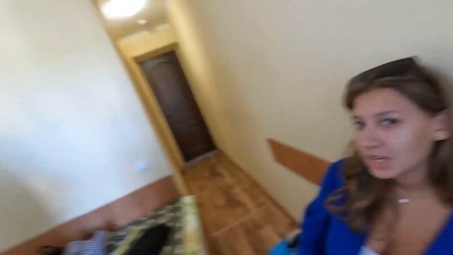 VLOG #1 : Поехали в Геленджик, ТРЭШ отель, злые таксисты, русский "курорт", но с приятной компанией смотреть онлайн