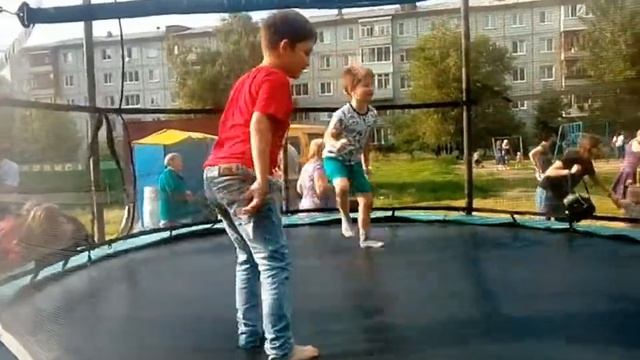 День микрорайона ул.Волгоградская г.Омск 25.07.2019 смотреть онлайн