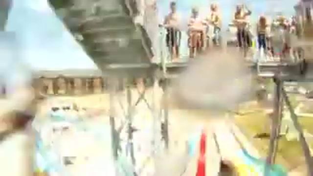 Экстремальная водная горка AquaDrop,водные аттракционы от White Water смотреть онлайн
