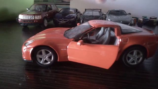 Мена крутой обзор тачки от KINSMART: Chevrolet Corvette C6 ZO6 2007 смотреть онлайн