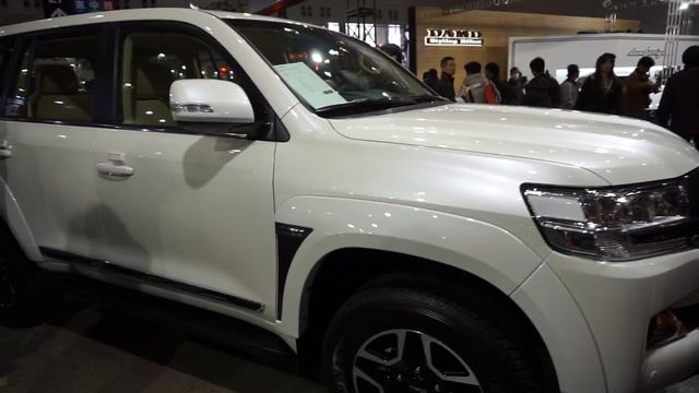 Land Cruiser 200 TRD 40th Anniversary смотреть онлайн