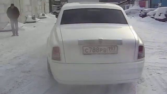 Rolls-Royce Phantom - Оклейка авто пленкой перламутр жемчуг смотреть онлайн