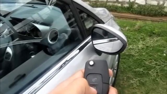 Ford Fiesta 2011 India Test Drive And Features Review- Petrol and Diesel смотреть онлайн