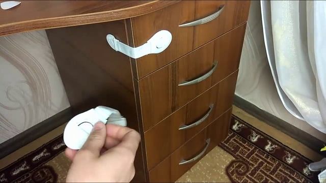 Замки от детей на мебель и двери смотреть онлайн