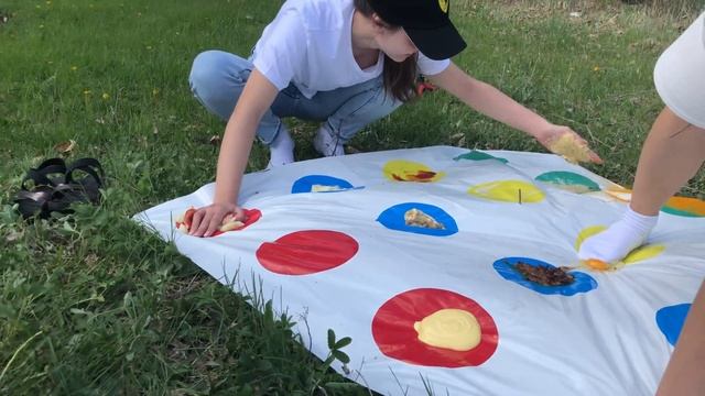 ИГРАЕМ В МЕРЗКИЙ ТВИСТЕР ПОКА ВСЕ ГОТОВЯТСЯ К ЕГЭ-2020, А ГОСУСЛУГИ СПЯТ, ПОГОДА ЗАВТРА = Epic Game смотреть онлайн