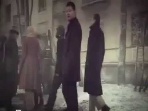 Производим искусственный снег из целлюлозы. Кадры из фильма «Русский снег. НТВ Москва, осень 41» смотреть онлайн