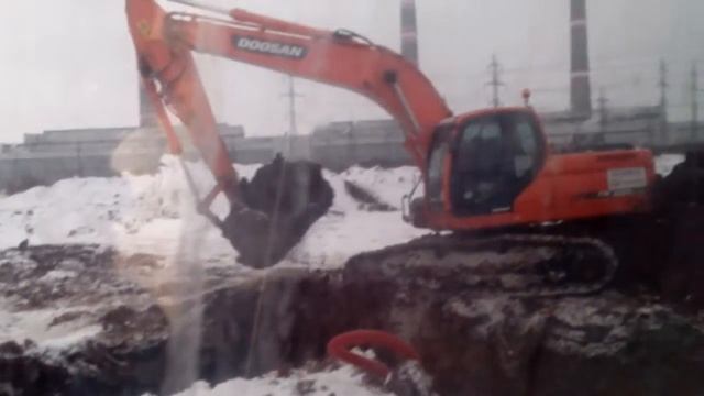 DOOSAN 225lc