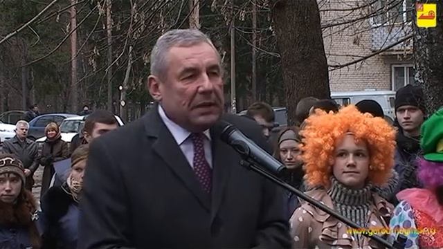 Открытие детской площадки смотреть онлайн
