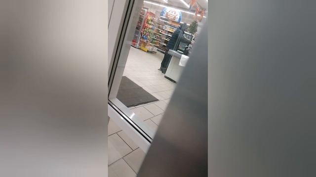 бомж смотреть онлайн