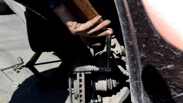 Замена тормозных дисков и колодок на Honda CR-V 3 смотреть онлайн