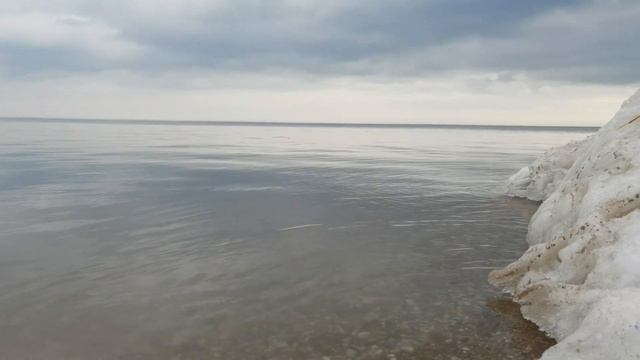 Азовское море в последний день зимы. 4k. смотреть онлайн