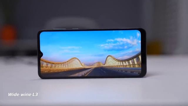 Moto E13 Unboxing And Review | Sab Se Sasta Smartphone. смотреть онлайн