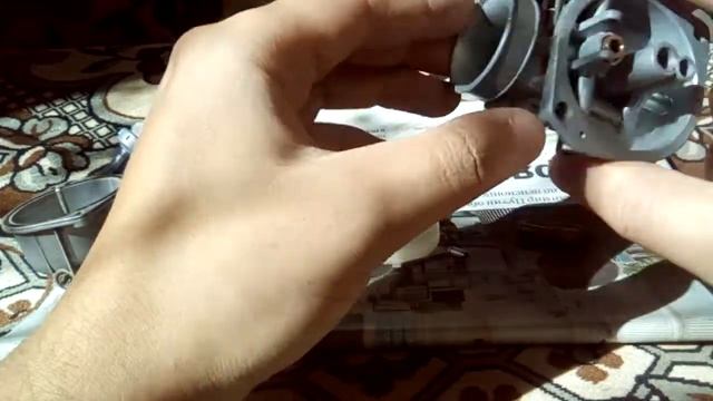 Карбюратор мопеда дельта, альфа. Как я чищу, мою, продуваю его. смотреть онлайн