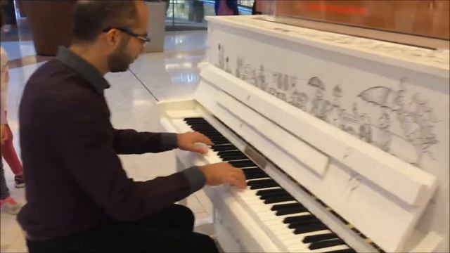 PLAY ME I'M YOURS! NICOSIA 2014: Mall of Cyprus - The Entertainer смотреть онлайн