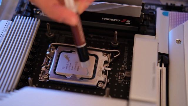 Lian Li O11 Dynamic EVO white PC Build | RTX 4080 i5 13600K смотреть онлайн