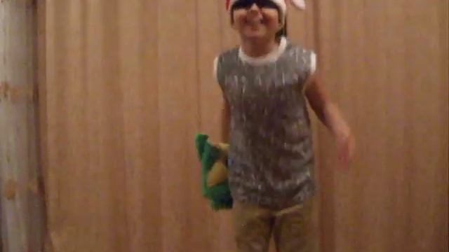 Новогодний танец в стиле MOVE!!! смотреть онлайн