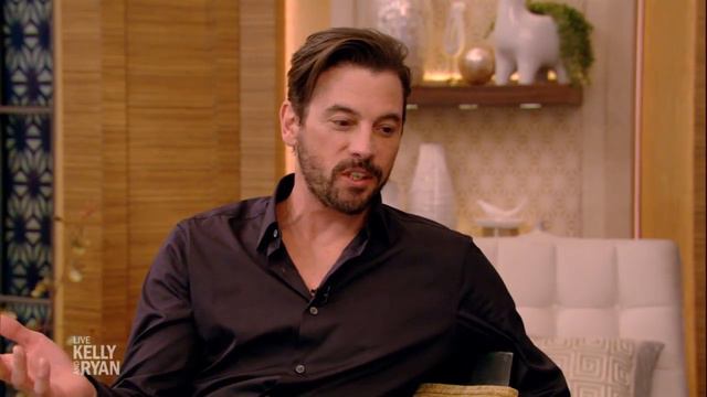 Skeet Ulrich Grew up in a Racing Family смотреть онлайн
