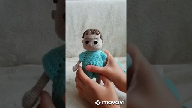 Вязаная кукла с поворотной головой смотреть онлайн