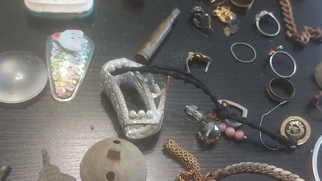 Вы просто ОХРЕНЕЕТЕ что можно найти за месяц с металлоискателем под водой смотреть онлайн