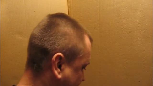 Как подстричь себя машинкой (СЕЛФИСТРИЖКА)