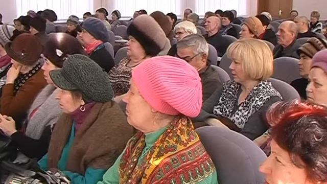 В большом зале администрации Владимир Трошин встретился с квартальными. Март 2013 год. смотреть онлайн