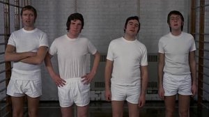 Монти Пайтон  - Самооборона