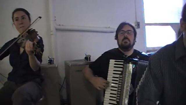 El Choclo tango for Accordion, Violin and Piano смотреть онлайн