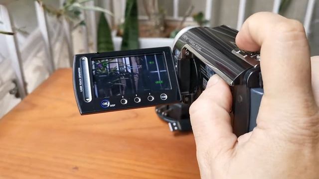 JVC GZ-MG465BU смотреть онлайн