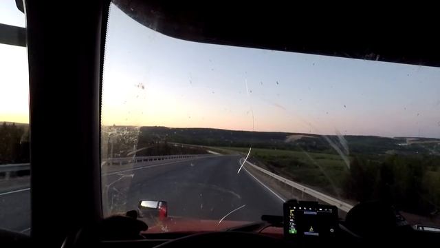 Пригласили на профессиональную съемку смотреть онлайн