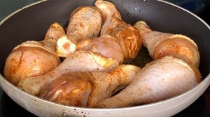 Быстрый ужин/Куриная голень с луком в сметане
