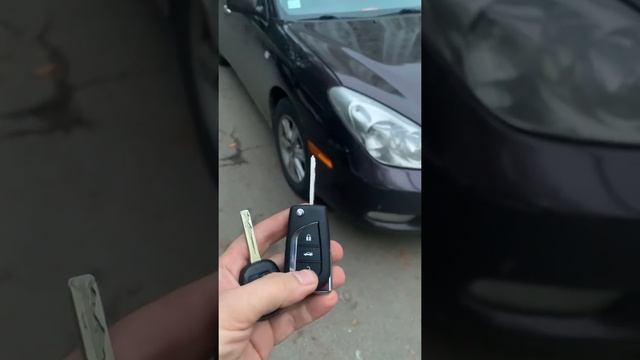 Lexus ES 330  выкидной ключ 096-602-30-32 Киев