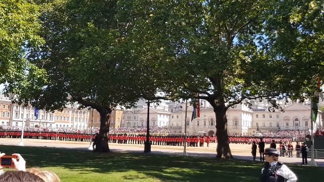 День Рождения Королевы Елизаветы 2019.Лондон Последние Новости.О Лондоне на Русском смотреть онлайн