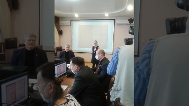 Ольга Уклистая исполняет стихотворение Мусы Джалиля "Красная ромашка" смотреть онлайн