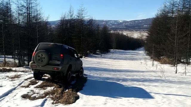 Весна в Магадане на Сплавной или лайтовый прохват на Nissan Mistral TD27 и Mitsubishi Padjero 6G72 смотреть онлайн