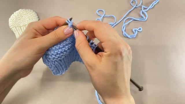 Рукавички царапки для новорожденных на двух прямых спицах для начинающих - подробный видеоурок смотреть онлайн