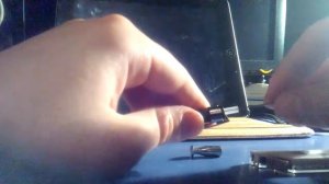 Как всунуть графит (грифель) в механический карандаш